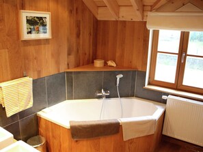 House | Bathroom