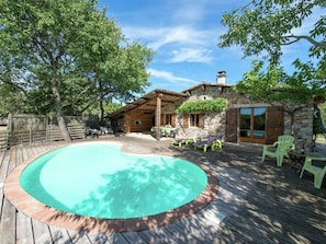 Exterior - Holiday Home in Ardeche With Pool (Saint Alban Auriolles)