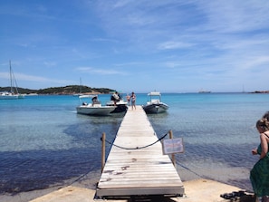 Exterior - Cosy Holiday Home With Swimming Pool in Stunning Location Near the Beaches! (Porto-Vecchio)