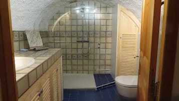 House | Bathroom