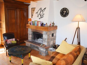 House | Living room - Escape in Saint-julien-du-gua (Saint-Julien-du-Gua)