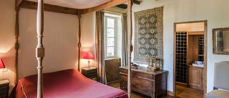 House | Room amenity