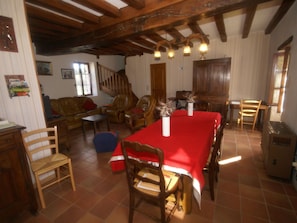 Dining - Peaceful Holiday Home in Champallement With Roofed Terrace (Champallement)