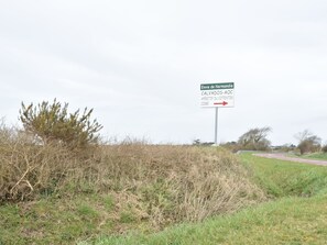 Exterior - Quiet Normandy Retreat (La Haye)