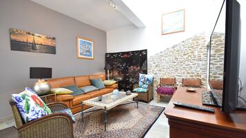 House | Living room