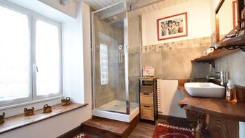 House | Bathroom