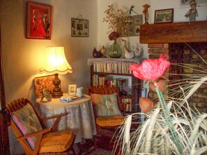 Fireplace - Fully Unwind in This Holiday Home at the Foot of the Pyrenees (Houeydets)