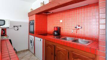 House | Private kitchen | High chair