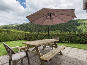 Chalet | Balcony - Chalet in La Bresse Near Forest & Lake (La Bresse)