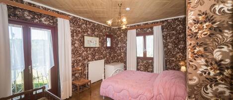 House | Room amenity