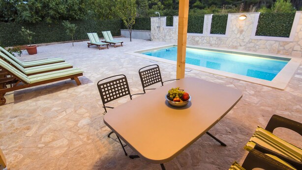 Exterior - Lovely Holiday House With Private Swimming Pool, Charming Covered Terrace, BBQ (Zadar)