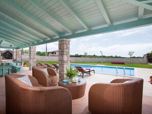 Villa | Balkon