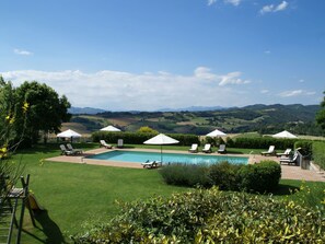 House | Pool | Outdoor pool - Holiday Home in Montone With Pool & Garden (Montone)