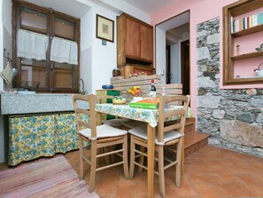 House | Dining - Home Near the Shores of Lake Maggiore (Stresa)