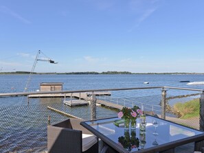 Apartment | Balcony - Apartment in Kamperland by Veerse Meer Lake (Kamperland)