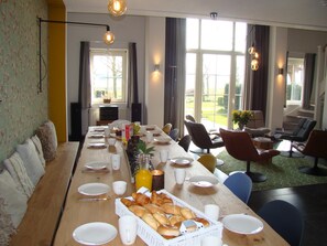 House | Dining - Rural Holiday Home With Outdoor Pool & Sauna (Zuidzande)