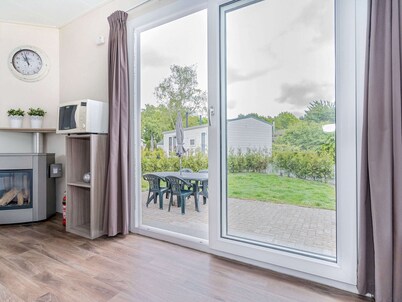 Chalet in Parc de Kievit With Private Garden