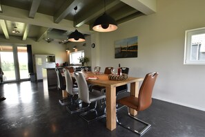 Villa | Dining - Villa in Friesland Near Wadden Coast (Tzummarum)