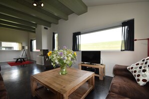 Villa | Living room - Villa in Friesland Near Wadden Coast (Tzummarum)