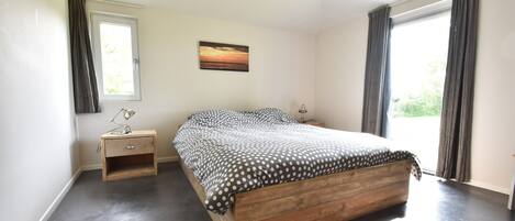 Villa | 4 chambres, ameublement unique, literie fournie