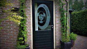 Apartment | Reception