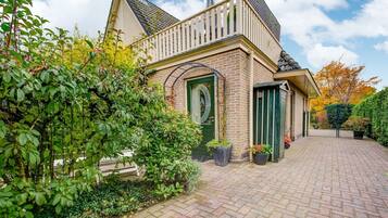 Apartment | Exterior