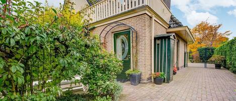 Apartment | Exterior