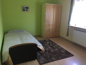 4 habitaciones y ropa de cama