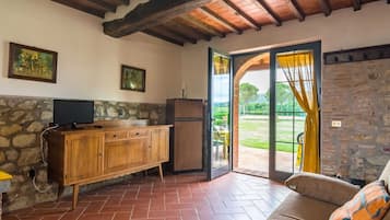 House | 2 bedrooms, individually furnished, bed sheets