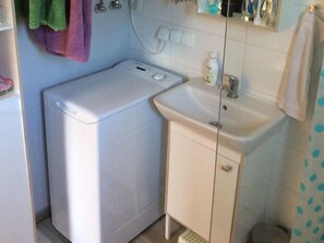 House | Bathroom | Shower - The Holiday House is Located Near the Forest, 300 m From the Lake, 6 km From sea (Krokowa)