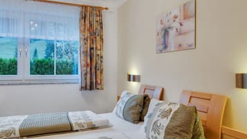 Apartment | 2 Schlafzimmer, individuell eingerichtet, Bettwäsche
