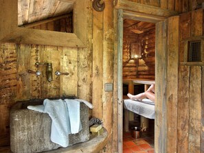 Property amenity - Luxurious Chalet with Hot Tub & Sauna in Thirimont (Waimes)