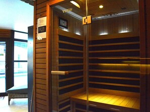 House | Spa treatment - Family fun Near Redu Center (Libin)