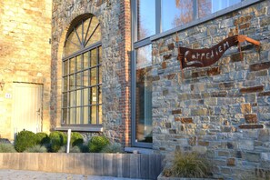 Exterior detail - Family fun Near Redu Center (Libin)