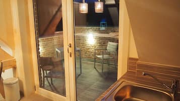 House | Private kitchen | Coffee/tea maker, electric kettle, toaster, high chair