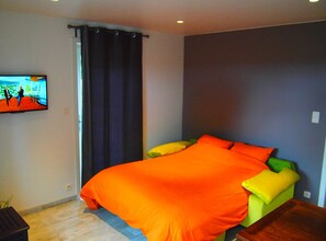 Huis | 2 slaapkamers, individueel gemeubileerd, een strijkplank/strijkijzer