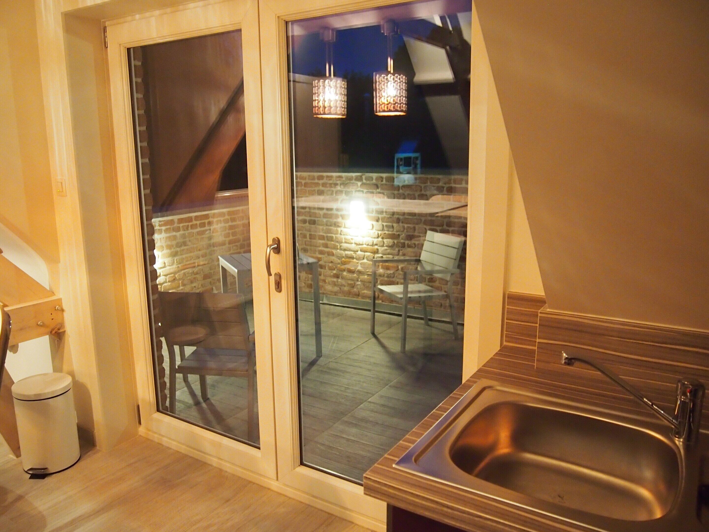 Maison | Cuisine privée | Cafetière/bouilloire, bouilloire électrique, grille-pain, chaise haute