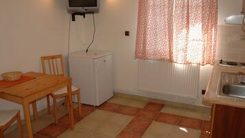 House | Private kitchen | Fridge, coffee/tea maker