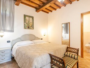 Villa | 5 hálószoba, egyedi berendezés és ágynemű