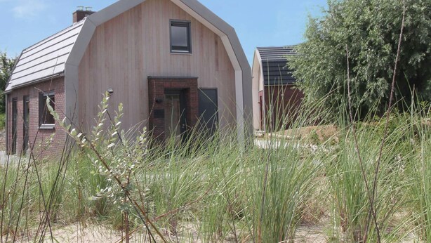 Exterior - Beautiful new Villa With Sauna Surrounded by Dune Reserve Near the sea (Egmond aan den Hoef)