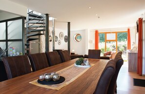 House | Dining - Holiday Home in Stoumont near Town of Spa (Stoumont)