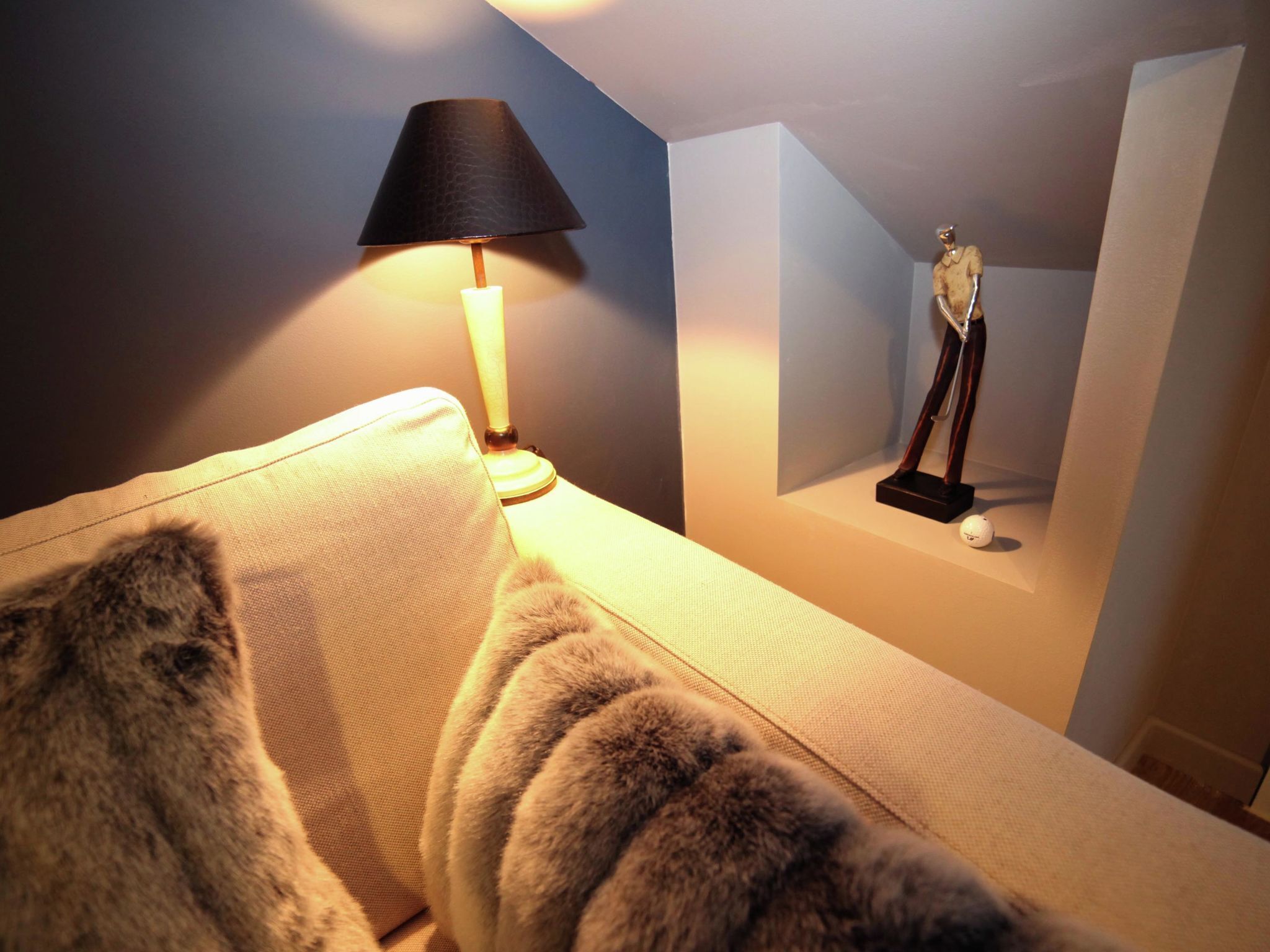 1 bedroom, individually furnished, bed sheets