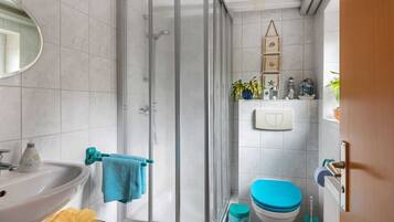 Apartment | Badezimmer