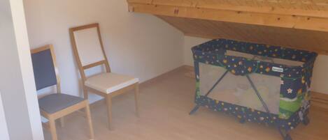 وسيلة راحة في الغرفة