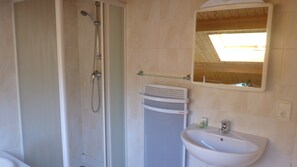 Chalet | Bathroom - Chalet in Saint-jean Near Ski Lift (Saint-Jean-d'Aulps)