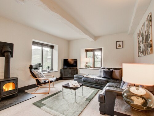 Provincial Holiday Home at Elterwater near River Brathay