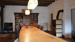 Dining - A Group House Furnished in a Modern Style, Near the Picturesque Town of Monschau (Monschau)