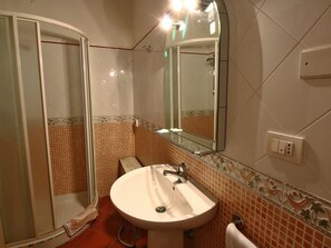 Ferienhaus | Badezimmer