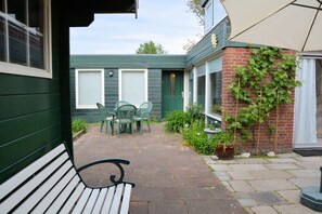 House | Balcony - Stylish Holiday Home in South Holland by the Forest (Noordwijkerhout)