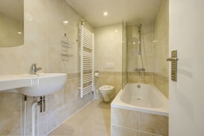 House | Bathroom - Stylish Holiday Home in South Holland by the Forest (Noordwijkerhout)